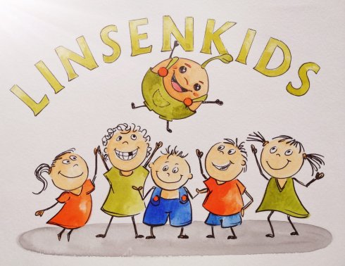 Logo der Kita Linsenkids, zeigt Kinder, die eine Linse in die Lüfte werfen, darüber der Schriftzug: Linsenkids
