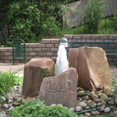 Brunnen im Park Lützelhausen